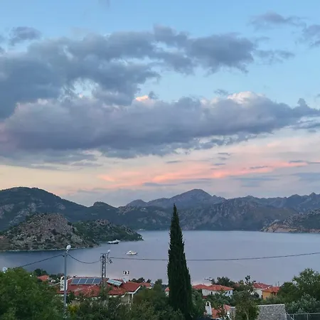 Casa de Férias Selimiye Lighthouse Kule Ev *